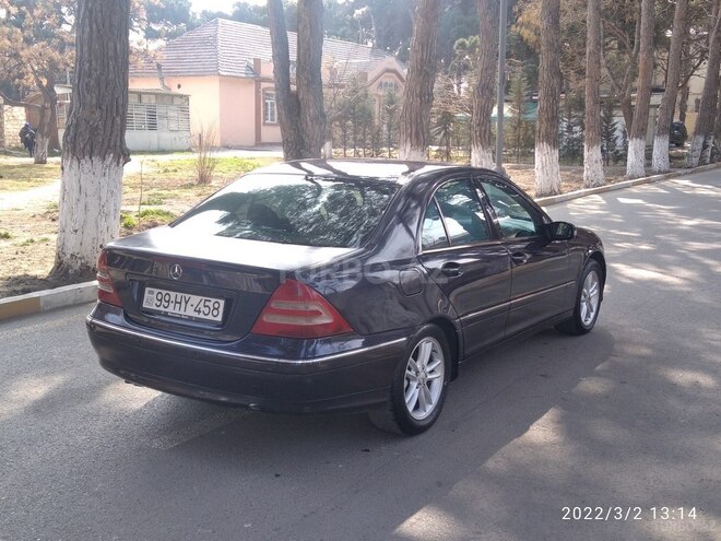 Mercedes C 320 2001, 190,000 km - 3.2 l - Sumqayıt