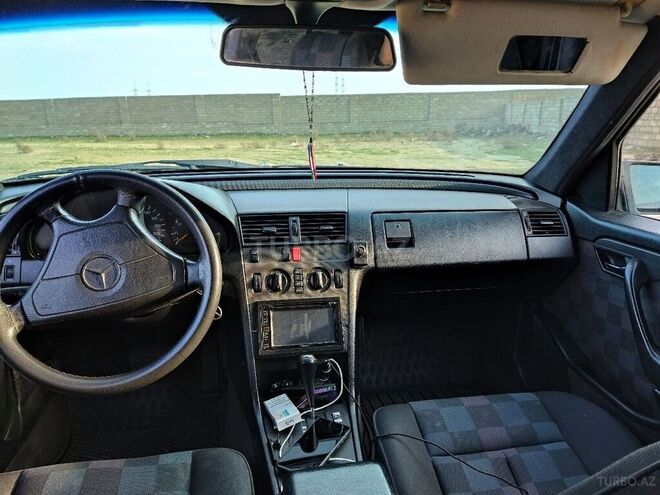 Mercedes C 220 1994, 300,000 km - 2.2 l - Bakı