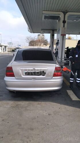 Opel Vectra 1996, 400,000 km - 1.6 l - Bakı