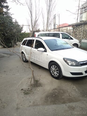 Opel Astra 2006, 260,800 km - 1.3 l - Bakı