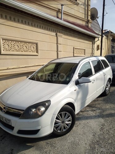 Opel Astra 2006, 260,800 km - 1.3 l - Bakı