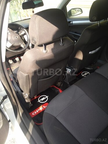 Opel Astra 2006, 260,800 km - 1.3 l - Bakı