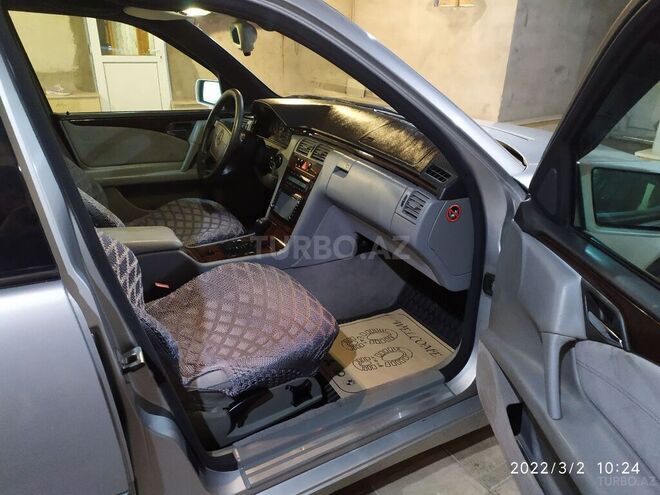 Mercedes E 230 1997, 359,000 km - 2.3 l - Quba