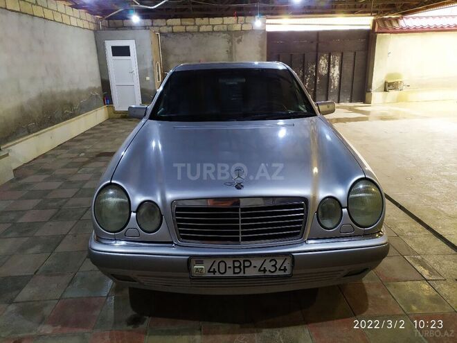 Mercedes E 230 1997, 359,000 km - 2.3 l - Quba