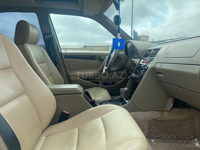 Mercedes C 230 1999, 321,456 km - 2.3 l - Bakı