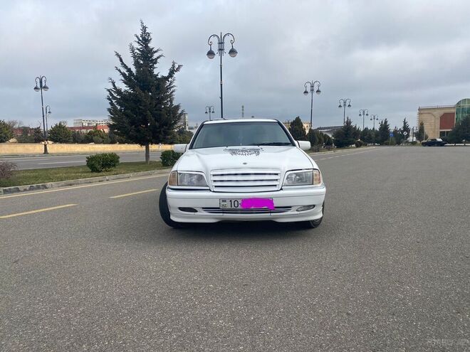 Mercedes C 230 1999, 321,456 km - 2.3 l - Bakı