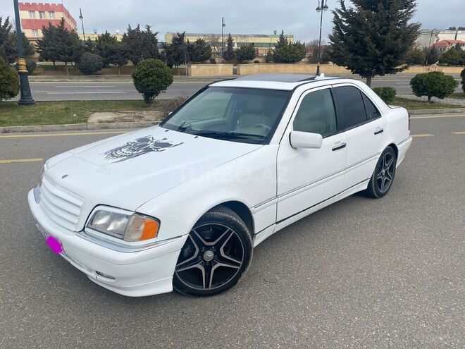 Mercedes C 230 1999, 321,456 km - 2.3 l - Bakı