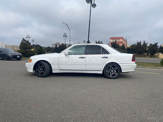 Mercedes C 230 1999, 321,456 km - 2.3 l - Bakı