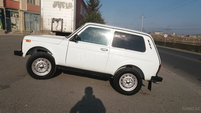 LADA (VAZ) Niva 1998, 320,000 km - 1.6 л - Bakı