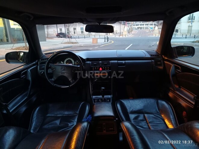 Mercedes E 220 2000, 285,000 km - 2.2 л - Bakı