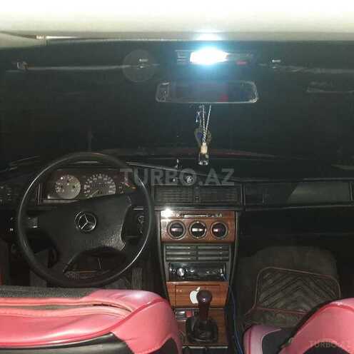 Mercedes 190 1991, 203,549 km - 2.0 л - Bakı