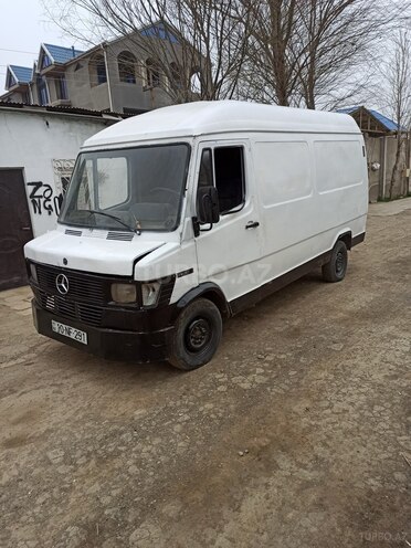 Mercedes 208 D 1993, 250,000 km - 2.3 l - Bakı