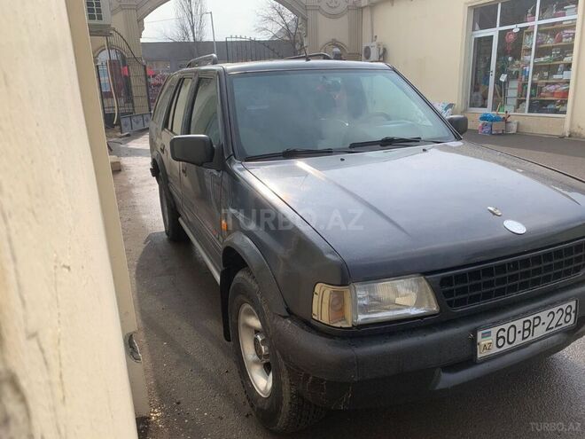 Opel Frontera 1995, 385,000 km - 2.5 l - Tovuz