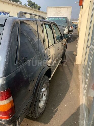 Opel Frontera 1995, 385,000 km - 2.5 l - Tovuz