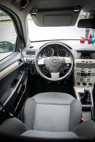 Opel Astra 2007, 193,000 km - 1.3 l - Bakı