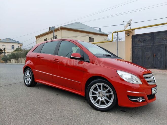 Mercedes B 170 2008, 124,650 km - 1.7 l - Bakı