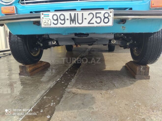 LADA (VAZ) 21011 1983, 300,000 km - 1.5 l - Qax