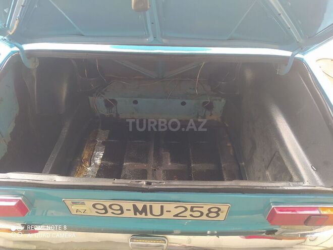 LADA (VAZ) 21011 1983, 300,000 km - 1.5 l - Qax