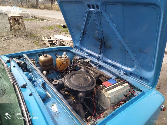 LADA (VAZ) 21011 1983, 300,000 km - 1.5 l - Qax