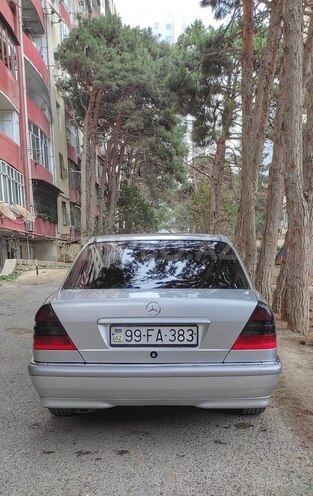Mercedes C 220 1998, 497,000 km - 2.2 л - Bakı