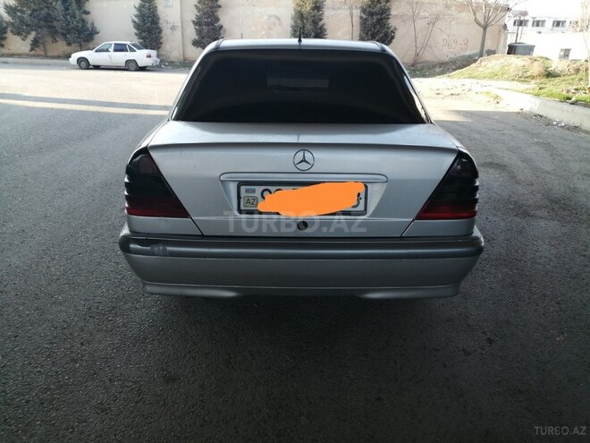 Mercedes C 220 1999, 456,789 km - 2.2 л - Bakı