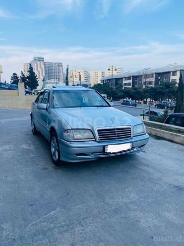 Mercedes C 240 1999, 273,400 km - 2.4 л - Bakı