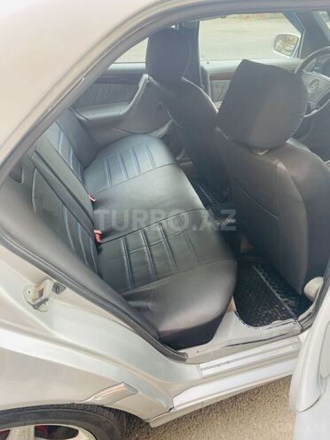 Mercedes C 240 1999, 273,400 km - 2.4 л - Bakı
