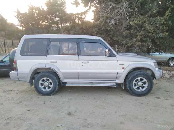 Mitsubishi Pajero 1995, 660,000 km - 2.8 l - Bakı