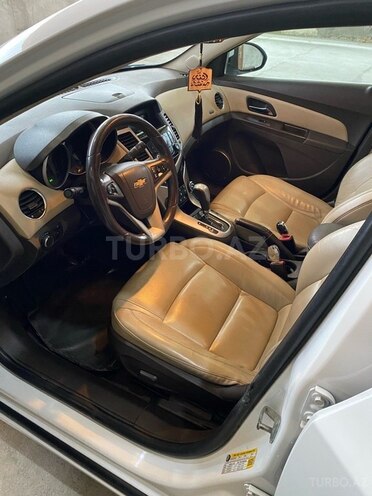 Chevrolet Cruze 2011, 172,000 km - 1.4 l - Beyləqan