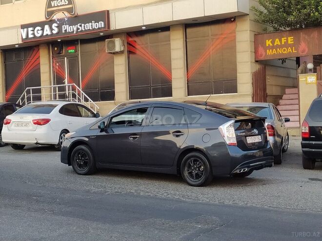 Toyota Prius 2011, 245,000 km - 1.8 l - Bakı