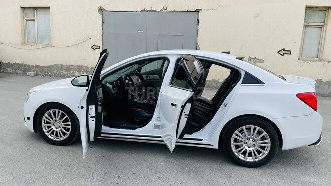 Chevrolet Cruze 2011, 326,000 km - 1.4 л - Bakı