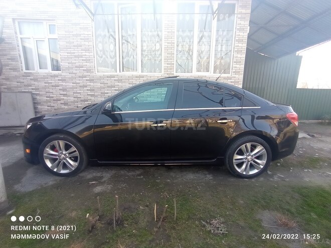 Chevrolet Cruze 2013, 240,434 km - 1.4 l - Zaqatala