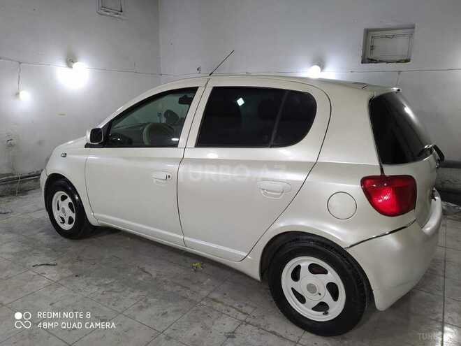 Toyota Vitz 2002, 299,999 km - 1.3 л - Bakı