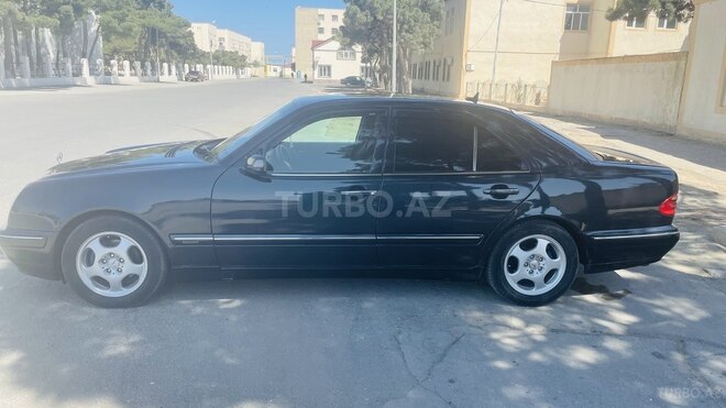 Mercedes E 240 1999, 337,000 km - 2.4 l - Bakı
