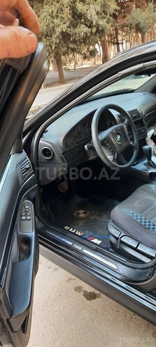 BMW 520 1997, 221,456 km - 2.0 l - Bakı
