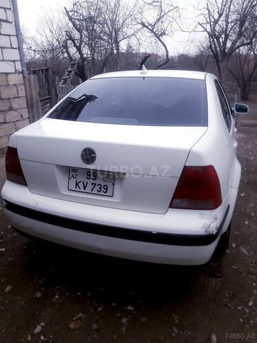 Volkswagen Bora 2002, 230,000 km - 1.8 l - Ağstafa