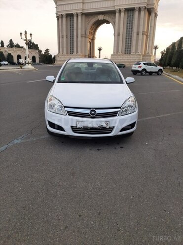 Opel Astra 2009, 200,800 km - 1.3 l - Gəncə