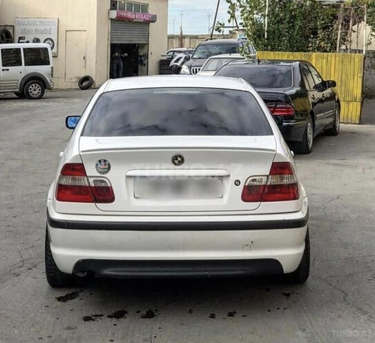BMW 318 2002, 260,000 km - 2.0 л - Bakı