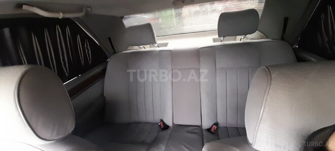 Mercedes E 200 1995, 316,000 km - 2.0 l - Bakı