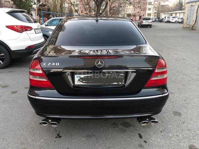 Mercedes E 240 2002, 299,000 km - 2.6 l - Sumqayıt