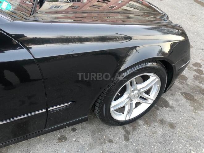 Mercedes E 240 2002, 299,000 km - 2.6 l - Sumqayıt