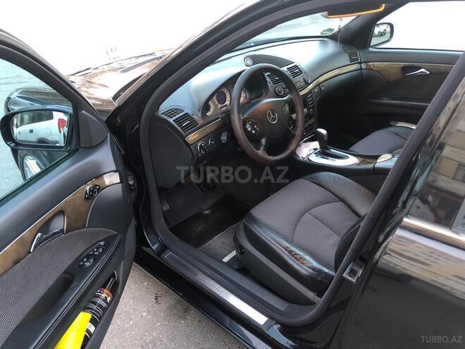 Mercedes E 240 2002, 299,000 km - 2.6 l - Sumqayıt