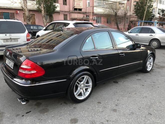 Mercedes E 240 2002, 299,000 km - 2.6 l - Sumqayıt