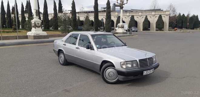 Mercedes 190 1990, 290,000 km - 2.0 l - Gəncə