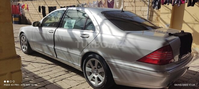 Mercedes S 320 2002, 310,000 km - 3.2 l - Salyan