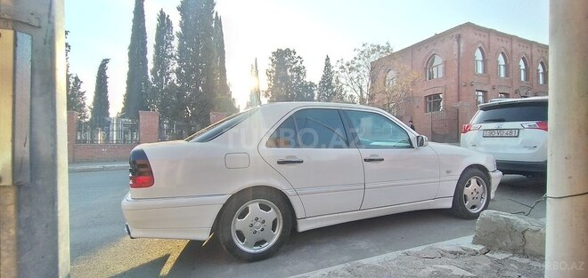 Mercedes C 180 1998, 396,000 km - 1.8 л - Gəncə