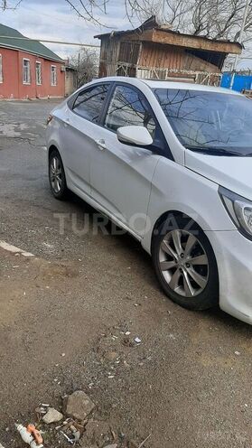 Hyundai Accent 2011, 250,000 km - 1.6 l - Bakı