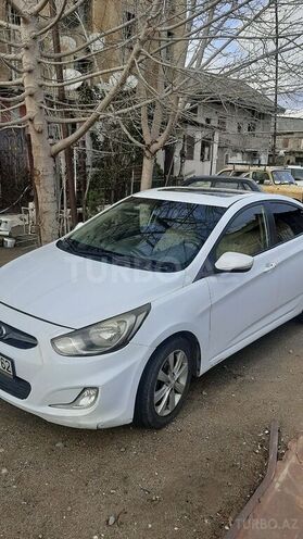 Hyundai Accent 2011, 250,000 km - 1.6 l - Bakı
