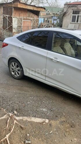 Hyundai Accent 2011, 250,000 km - 1.6 l - Bakı