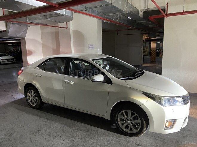 Toyota Corolla 2014, 192,000 km - 1.6 л - Bakı